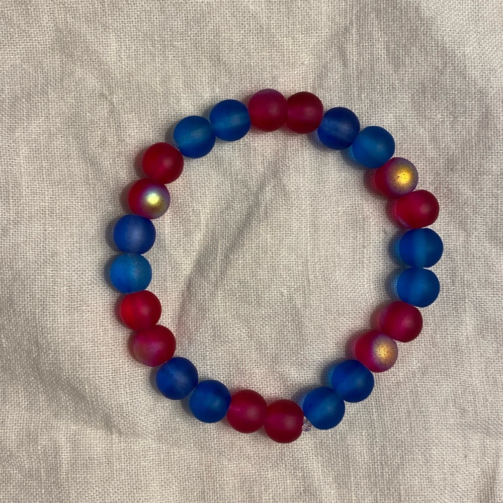 Handmade glass bead bracelet